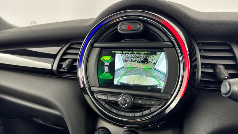 MINI Hatchback 1.5 Cooper Sport II 3dr Auto Petrol Hatchback